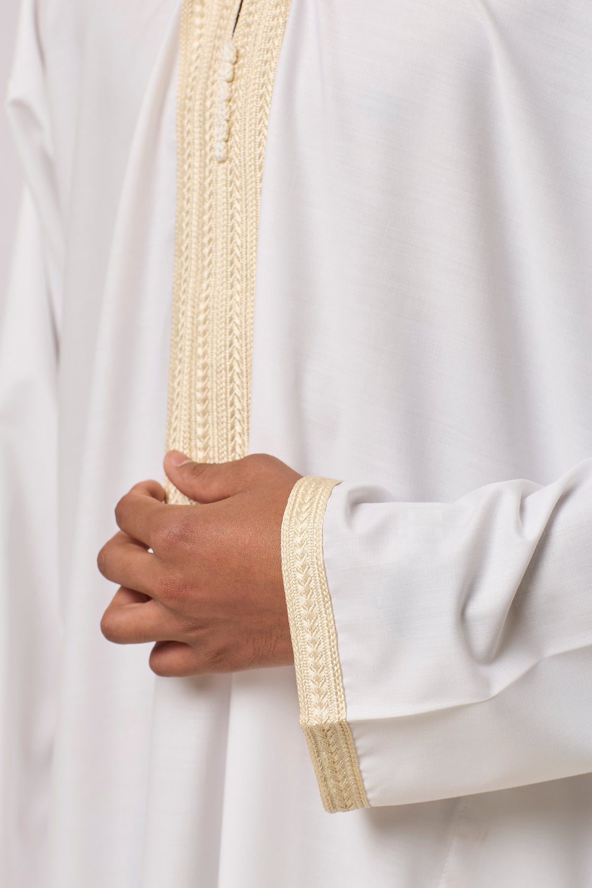 White Long Sleeve Thobe